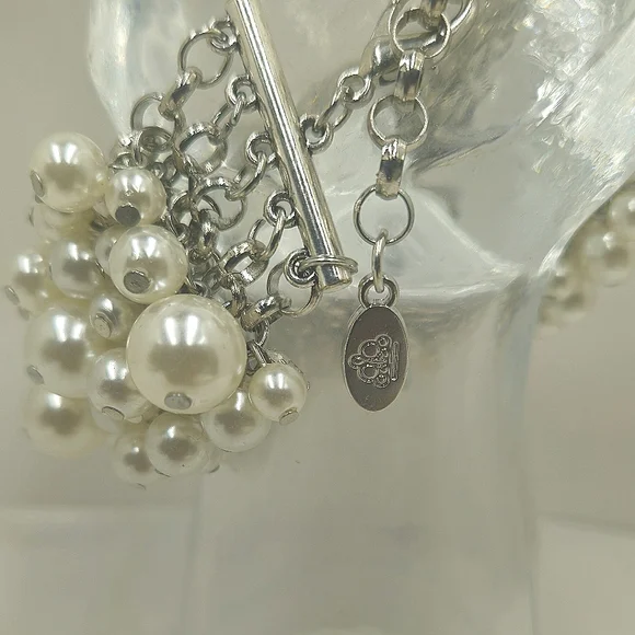 Vintage Aura Faux Cluster Pearl Rhinestone Silver Tone Link Bracelet - Picture 15 of 16